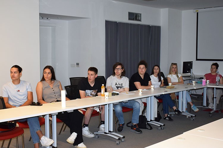 Slika Studenti Sveučilišta Sjever